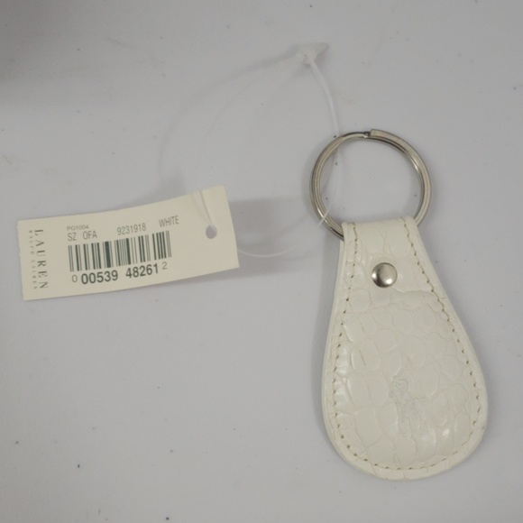 White Polo Ralph Lauren Keychain - Picture 1 of 4